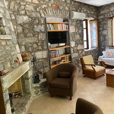 Stavri Stone House * Stavrion